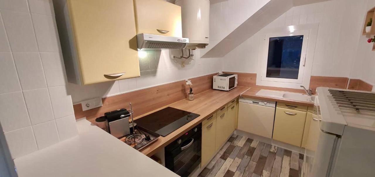 エンプリアブラバApt Port Rhodes C, 2 Chbres, 2 Terrasses, Vue Sur Canal Principal De La Marina Et Sur Les Pyreneesアパートメント エクステリア 写真