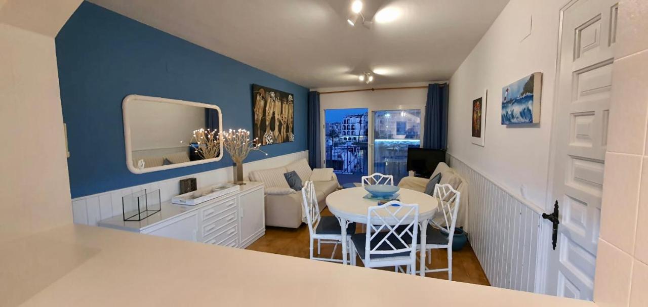 エンプリアブラバApt Port Rhodes C, 2 Chbres, 2 Terrasses, Vue Sur Canal Principal De La Marina Et Sur Les Pyreneesアパートメント エクステリア 写真